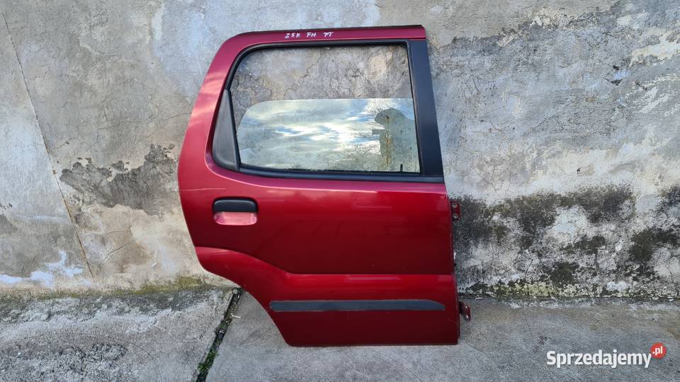 Suzuki Ignis FH 0003 drzwi przód bordowy Z5K