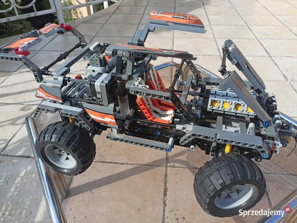 LEGO jeep podkarpackie