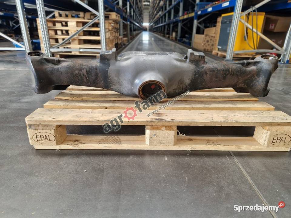 Obudowa przednigo mostu Claas Axos 340 Byków