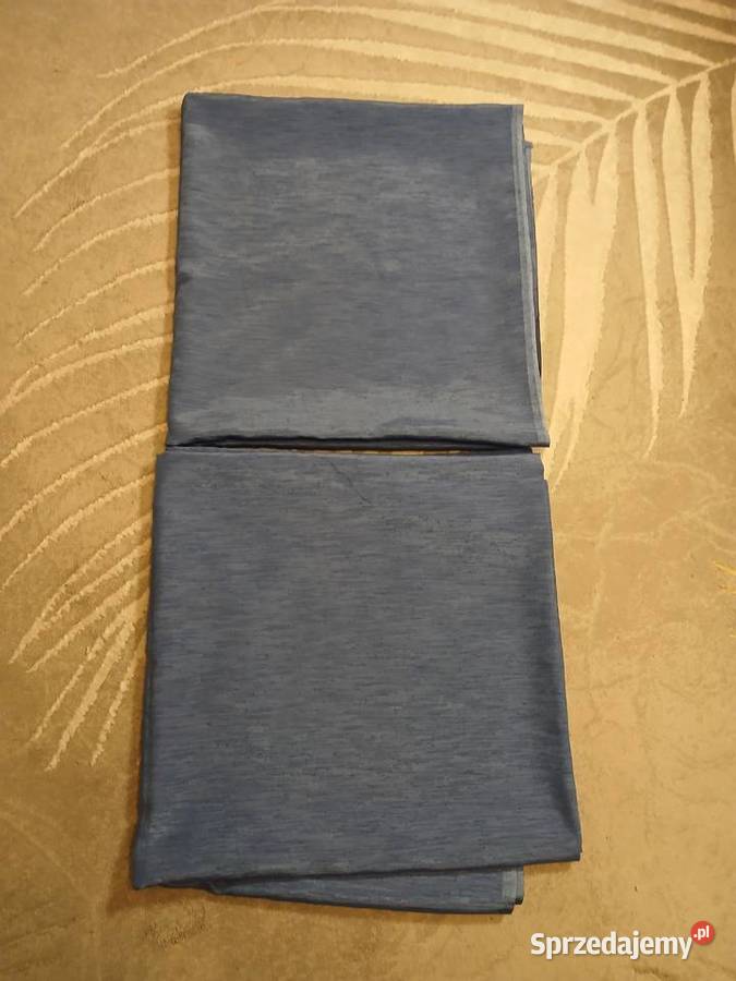 Zasłonki w kolorze musztardowym i błękitne z mazowieckie