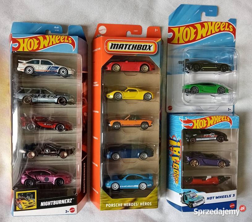 Hot Wheels zestaw dziecięcy PorscheFord Plastik  sprzedam