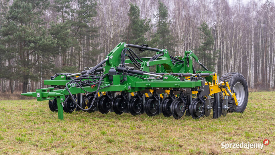 STALOVY Agregat Strip Till do uprawy pasowej 3m nieuszkodzony Agregaty Barchaczów