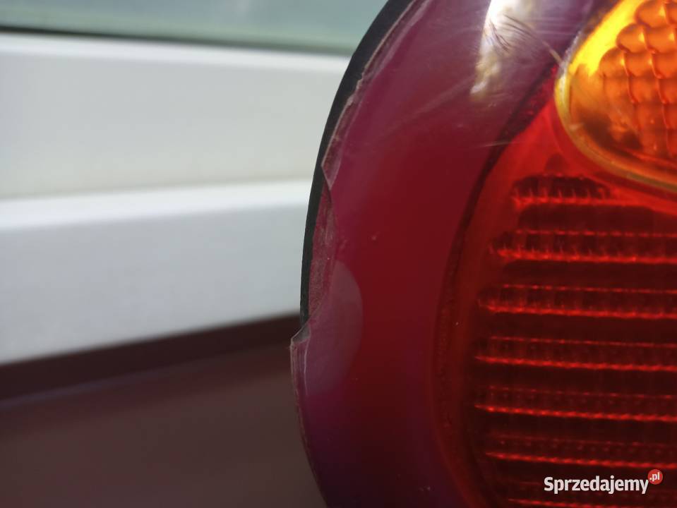 Ford Mondeo MK1 sedan lampa tył tylna lewa wkład łódzkie Sieradz