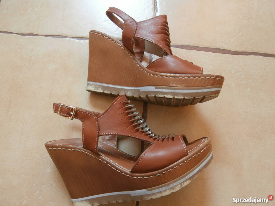 Buty na koturnie 38 LASOCKI kujawsko-pomorskie