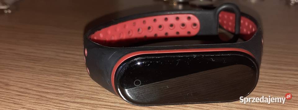 Sprzedam opaskę Xiaomi Mi Band 4 Pozostałe sprzedam