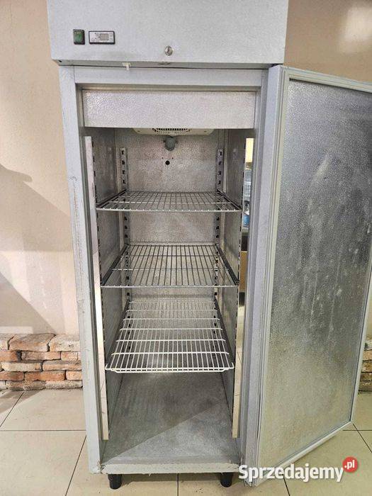 Szafa chłodnicza Dora Metal 700L Chłodzenie Góra
