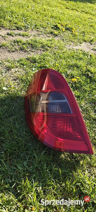 Lampa lewa tył Mercedes w169 Aklasa 2010r łódzkie Stryków