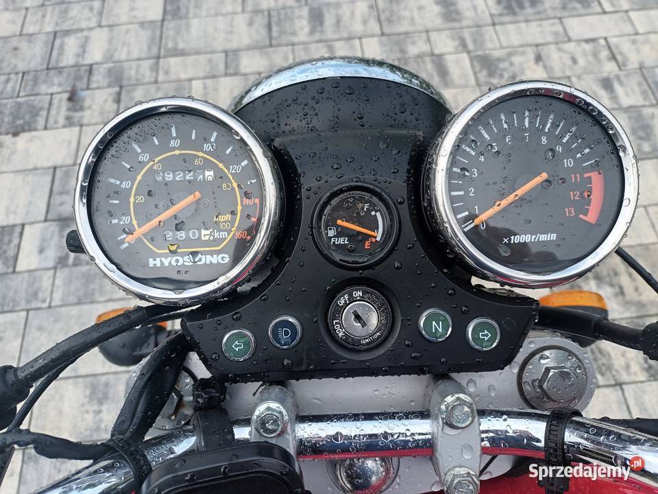 Sprzedam Hyosung Gt125 turystyczny Łubnice