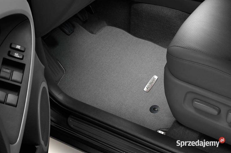 TOYOTA Rav4 Oryginalne dywaniki welurowe komplet Kąty Wrocławskie