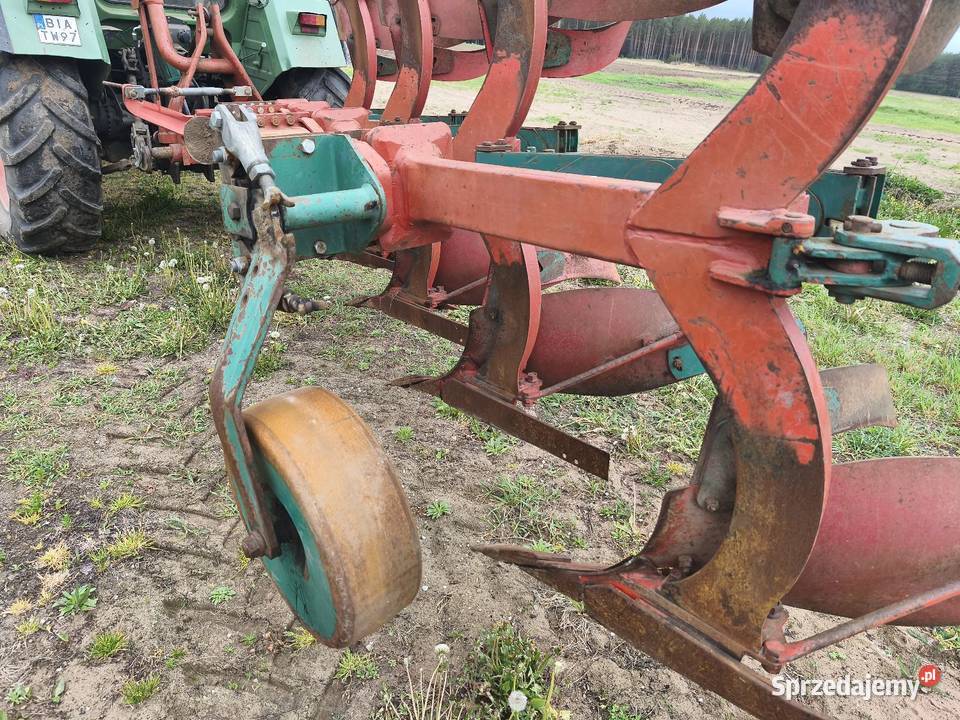 Pług obrotowy kverneland 4 Nowe Chlebiotki