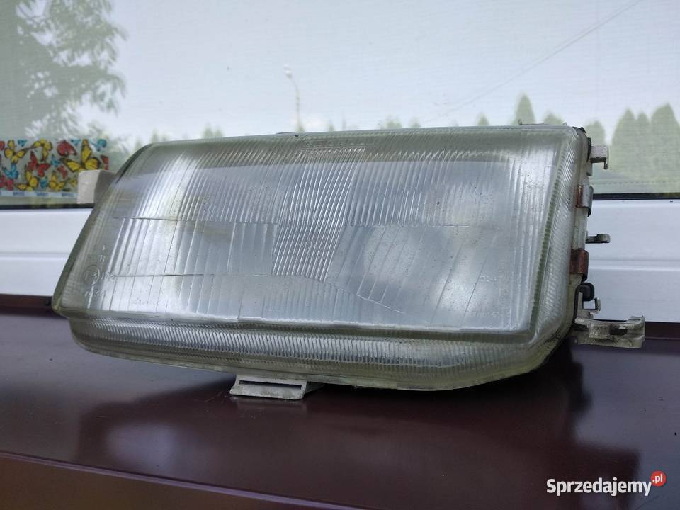 Opel Astra F przedlift lampa przednia lewa Sieradz