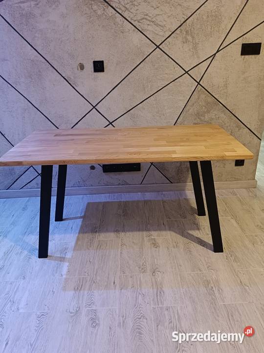 Sprzedam stół loft z krzesłami nowy 140cm Stoły z krzesłami Ćmielów