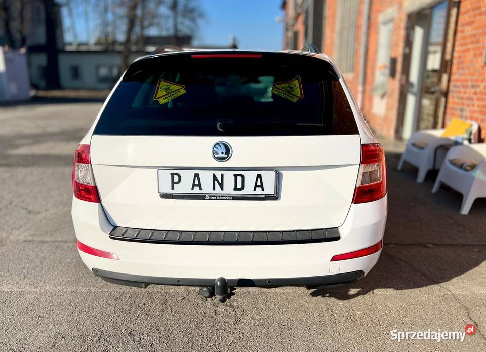 Skoda Octavia III Combi biała