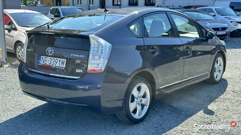 Toyota Prius 18 Hybryda Automat Navi Kamera centralny zamek Elbląg sprzedam