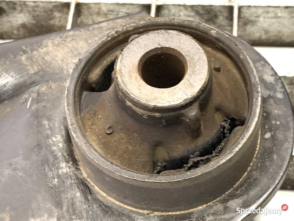 WAHACZ PRAWY PRZÓD RENAULT KADJAR SUV PRZEDNI