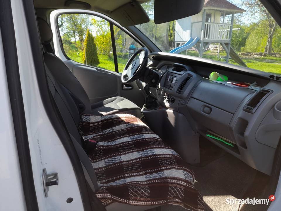 OPEL VIVARO 25 L2H1 TRAFIC Opel Czermna