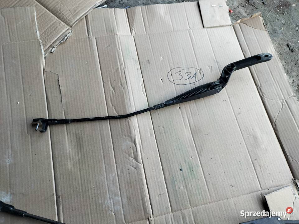 FORD C RAMIE WYCIERACZKI PRZEDNIEJ SZYBY Kamień-Kolonia