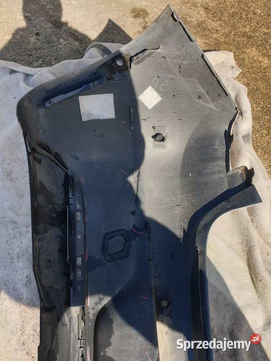 Zderzak tył Opel Astra hatchback J z czujnikiem małopolskie Kozłów