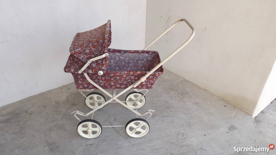 Stary wózek lalek z Prlu
