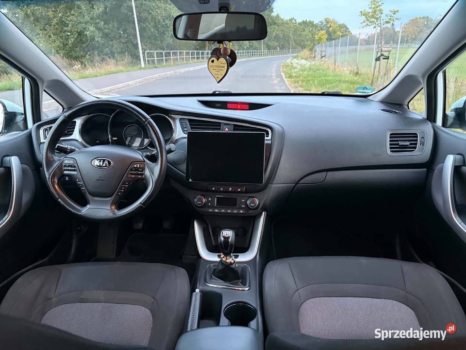 KIA CEED 2 2016 16 136 światła przeciwmgielne Choszczno sprzedam