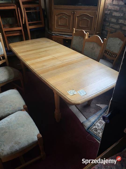 Duży rodzinny stół dębowy z krzesłami z Niemiec Sypniewo sprzedam