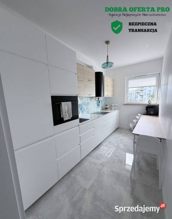 3 pokoje osobna kuchnia balkon garaż Liczba pokoi 3 Gdańsk