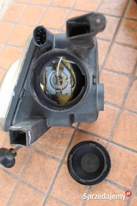HALOGEN LEWY OPEL MERIVA A 93321058 osobowe Oświetlenie