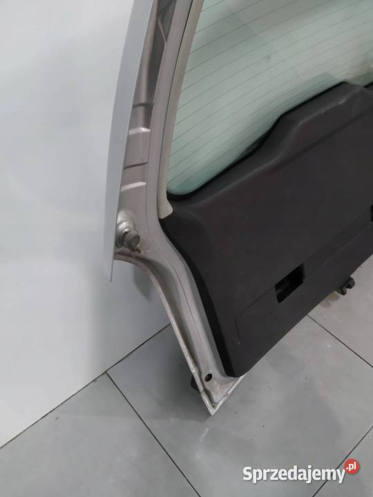 KLAPA TYŁ SREBRNA Z147 Opel Zafira I 19992006 A