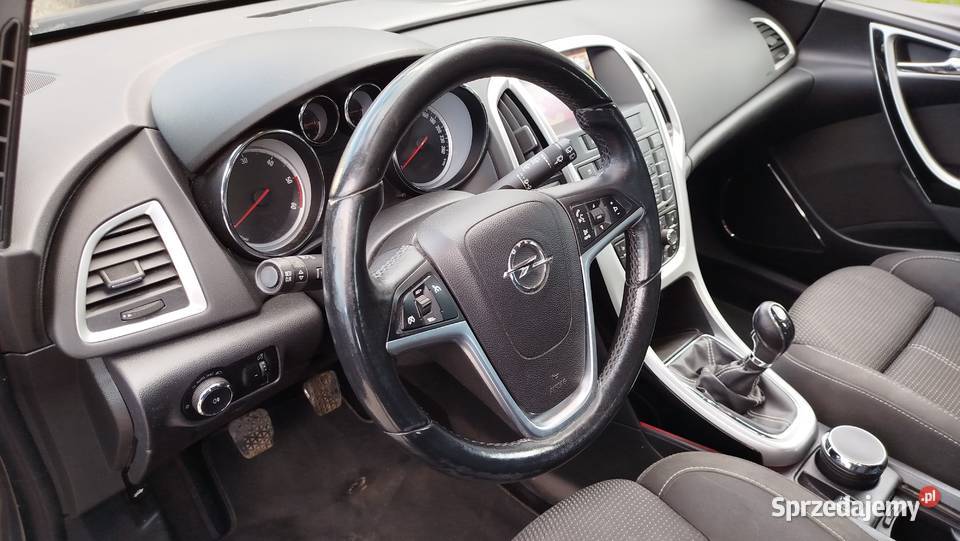 Opel Astra Cosmo 17 CDTI 125 9 Lat w Jednych Bytów