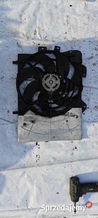 PEUGEOT 207 CC wentylator chłodnicy