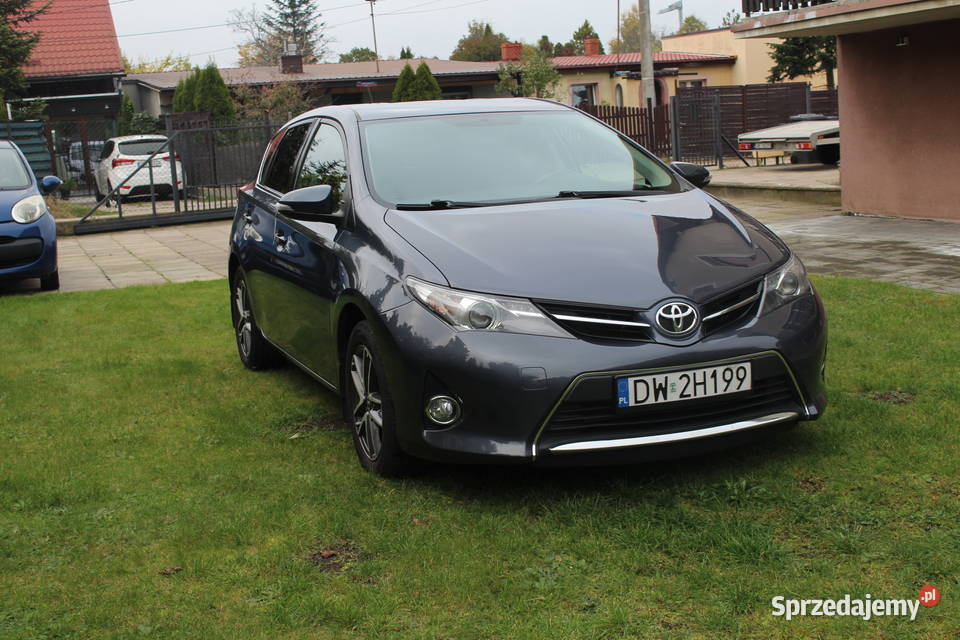 Toyota Auris II 2015r 16 Benz Polski salon Stan klimatyzacja Rumia