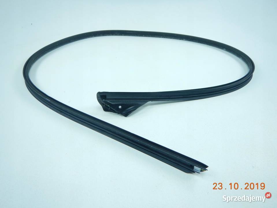 USZCZELKA PRAWA LANCIA LYBRA 9905 osobowe Elementy wygłuszające lubelskie