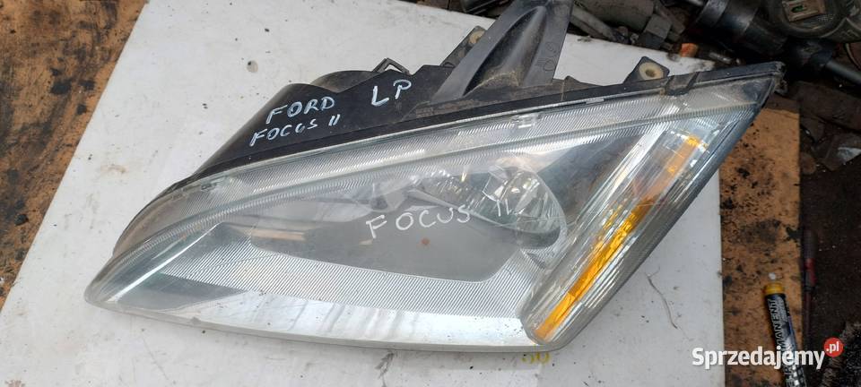 FORD FOCUS MK2 lampa przód lewa