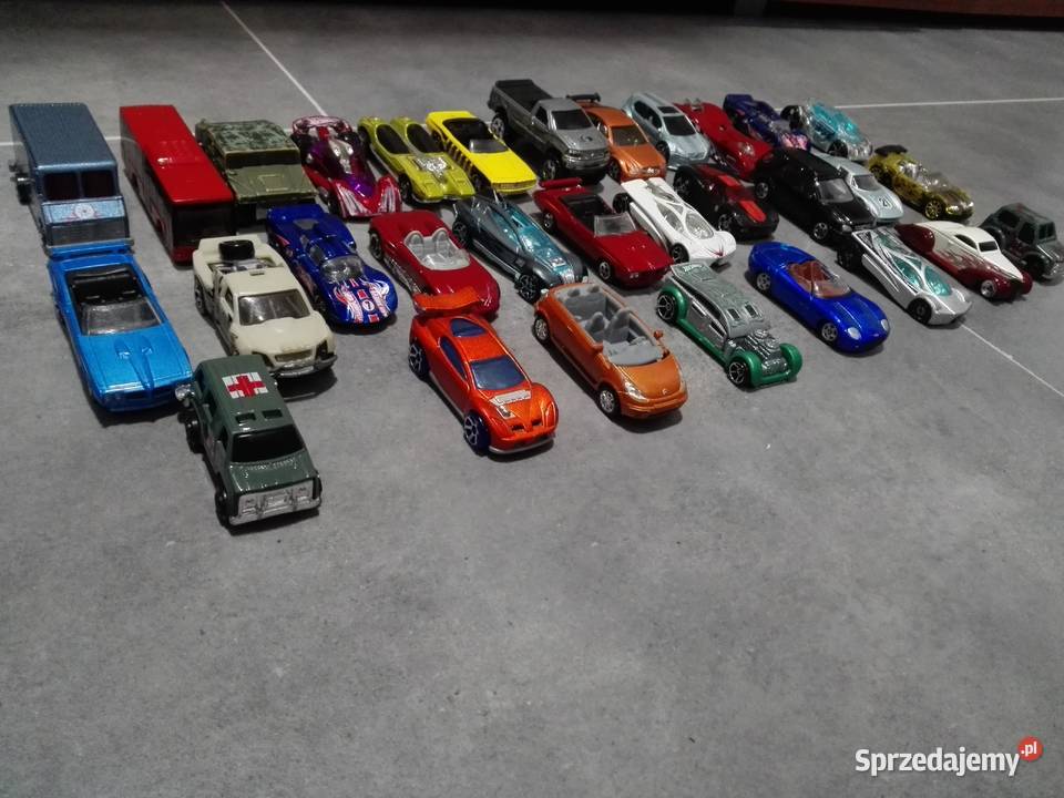 Samochodziki duży zestaw 31 sztuk 9 lat+ Starogard Gdański sprzedam