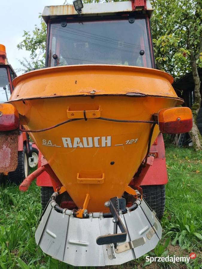 Sprzedam ciągnika komunalny moc 30 KW diesel z Tarnów sprzedam