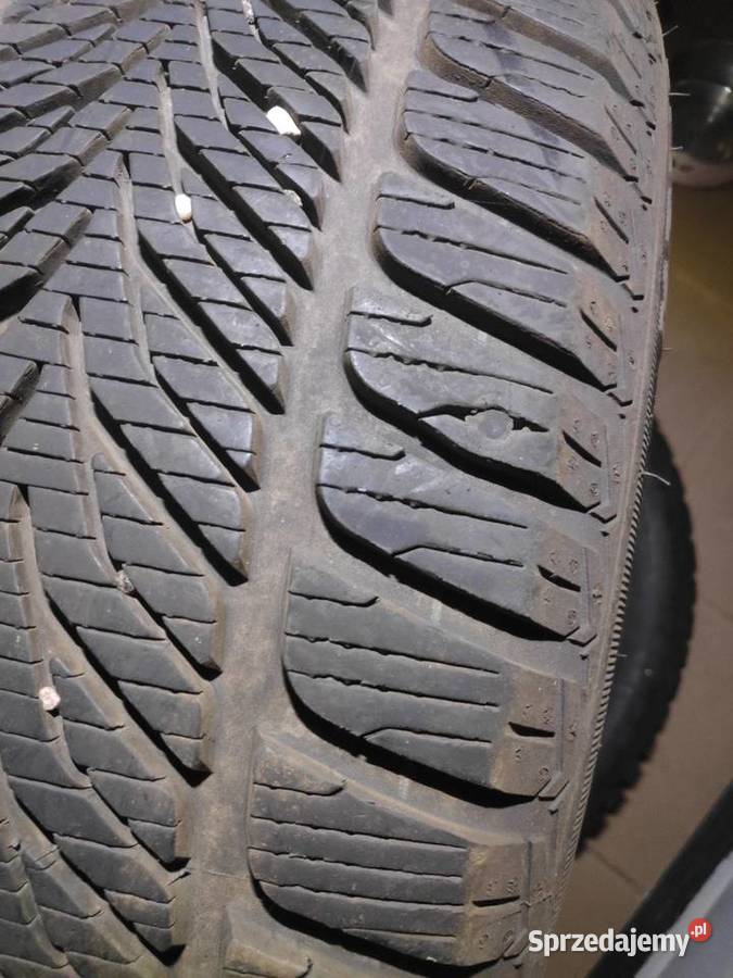 Opony zimowe Kelly Winter HP 2254517 R17 komplet Nowe Grochale