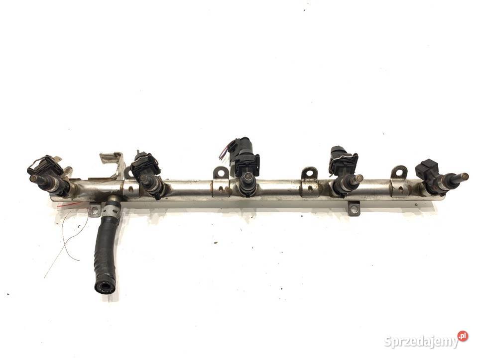 LISTWA WTRYSKOWA AUDI TT 8S 07K133681B 25 400