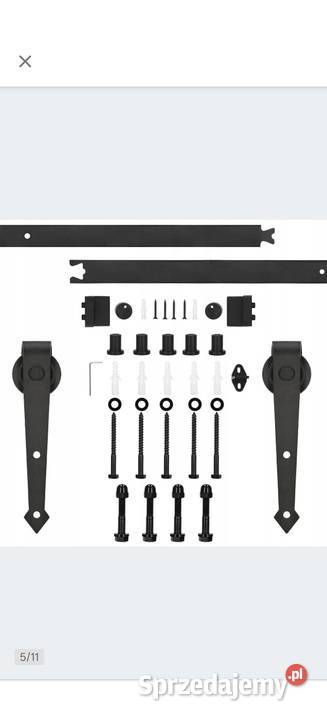 Drzwi dębowe z metalowymi okuciami Piła