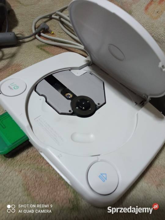 sprzedam konsole PlayStation one komplet z 40 Konsole i automaty