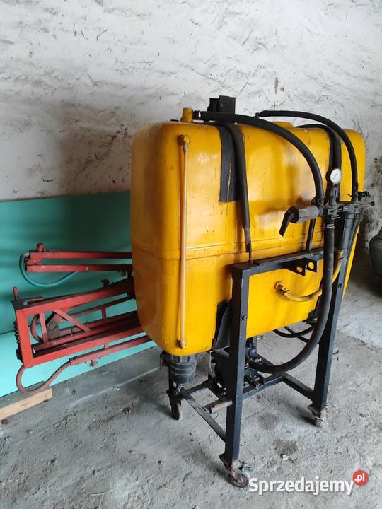Opryskiwacz polski nieuszkodzony Zawieszane Zarzęcin