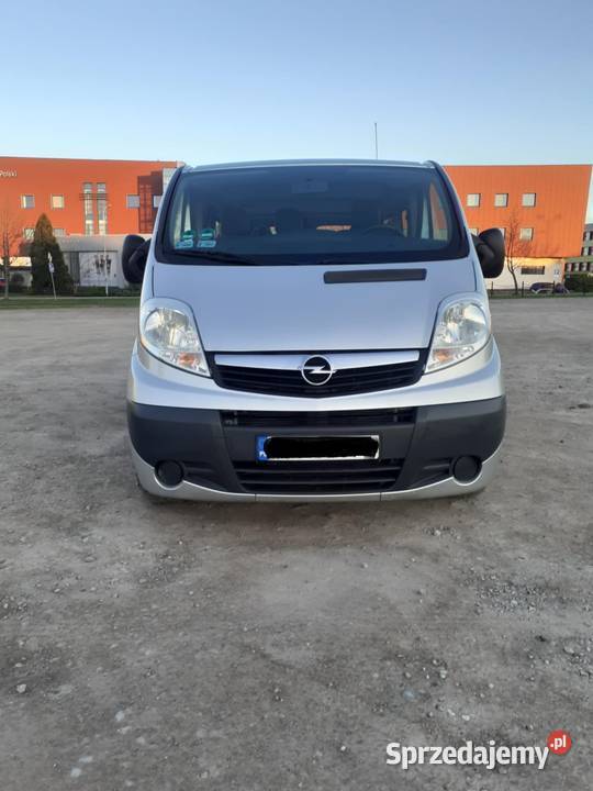 Opel Vivaro 20 Long 9 osobowe NAWIEWY NA KAŻDY 2000cm3 Vivaro Tychy sprzedam