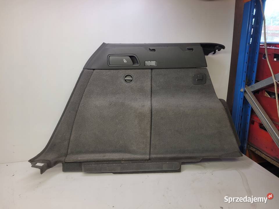 BOCZEK BAGAŻNIKA LEWY AUDI Q5 8R 8R0863879C Przystajń