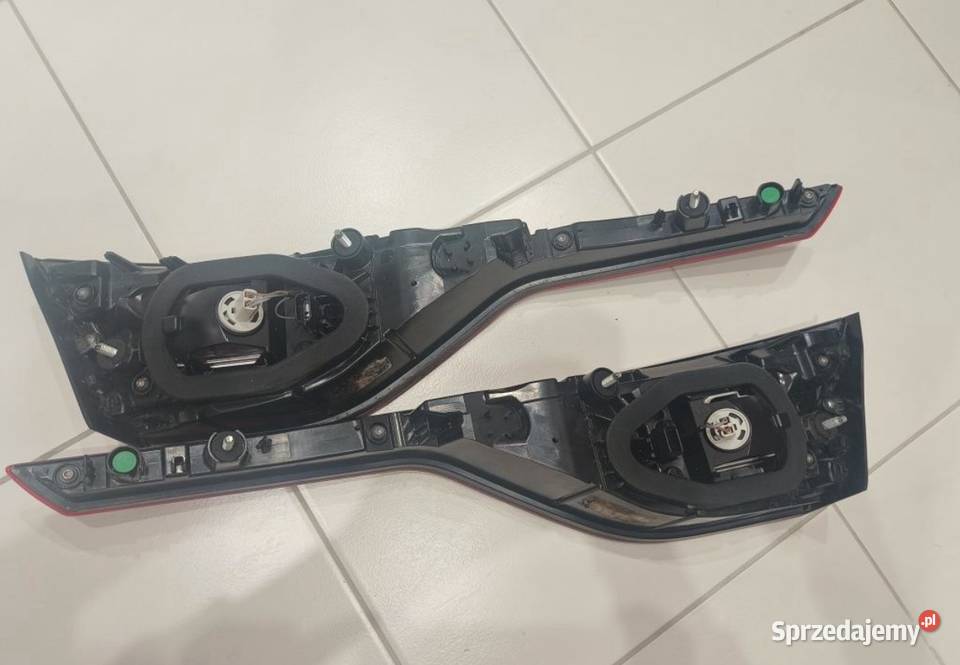 Lampa tylna Renault Talisman Sedan lewy tył Kraśnik