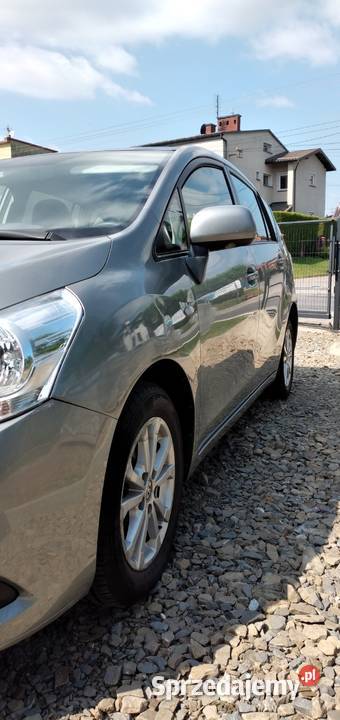 Toyota Corolla Verso nieuszkodzony małopolskie Nowy Sącz