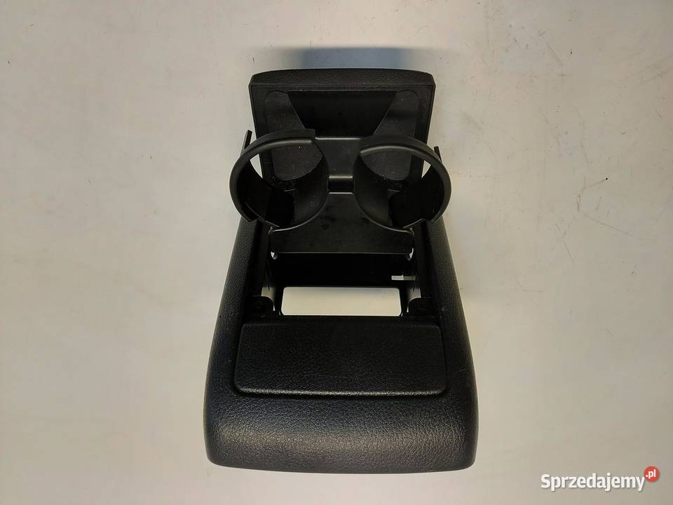 Subaru WRX STI 2015r uchwyt na kubek kubki tył osobowe sprzedam