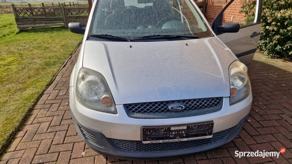 Ford fiesta 13 benzynka super autko Hatchback Łuków