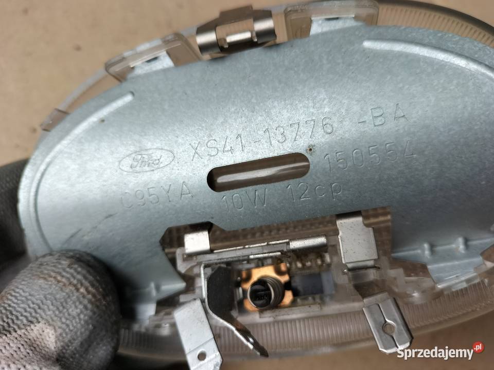 FORD FOCUS MK1 LAMPKA PODSUFITKI WNĘTRZA lubelskie Kamień-Kolonia