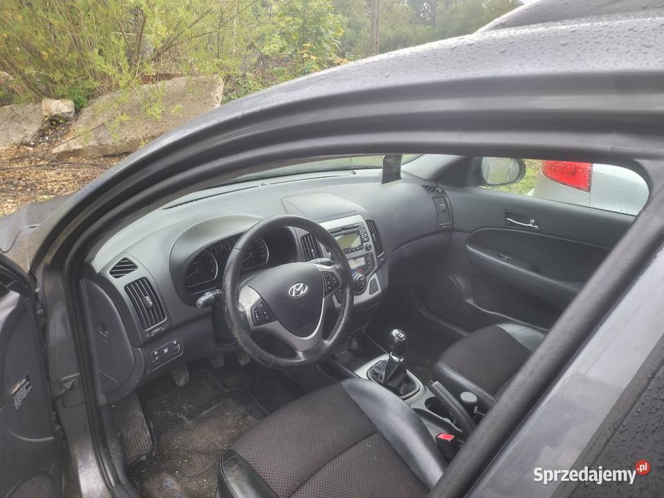 Hiunday i 30 sprawny gniazdo USB śląskie Żywiec sprzedam