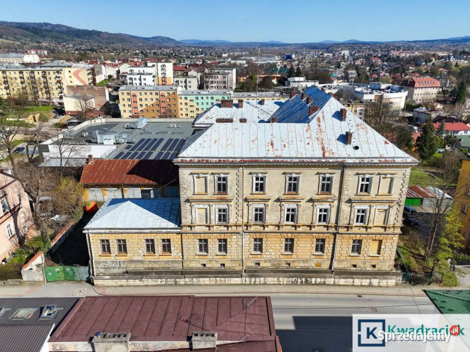 sprzedaży kamienicy Sanok Sienkiewicza 3840m2 podkarpackie