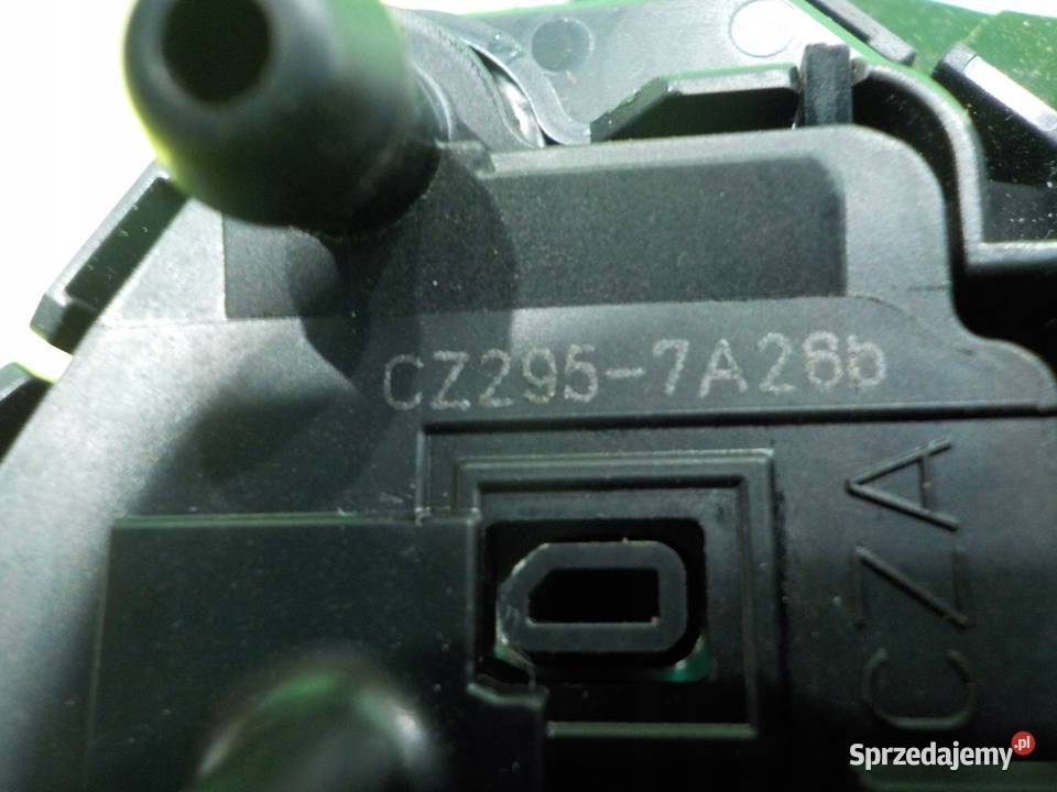 TOYOTA AYGO X 10 VVTI 22r 5D przelaczniki osobowe Suków